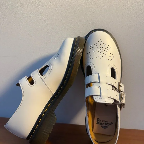 Dr. Martens White Leather Mary Jane style loafers - Picture 3 of 8